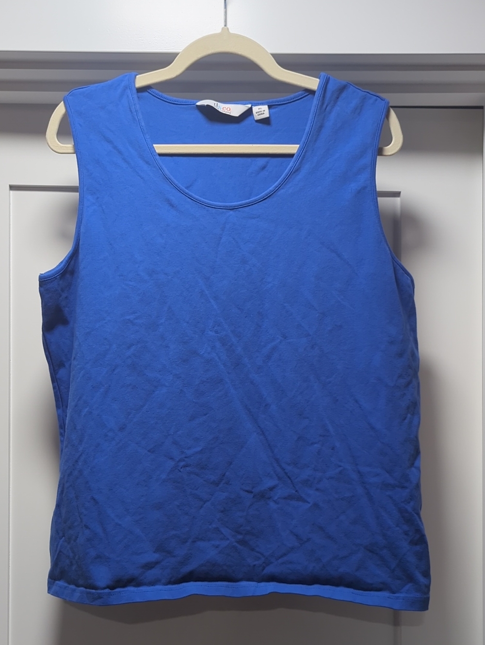 Women’s Scoop Neck Tank Top - Royal Blue